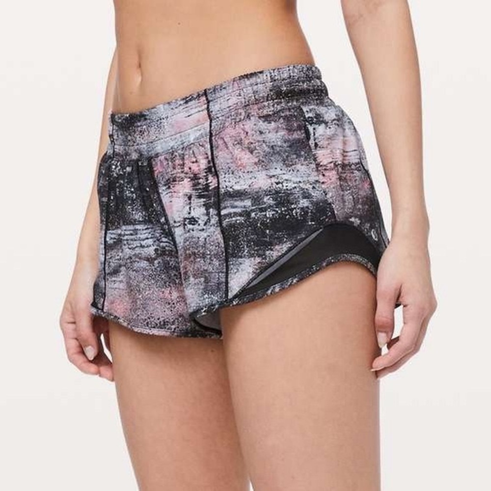 Lululemon Hotty Hot Shorts